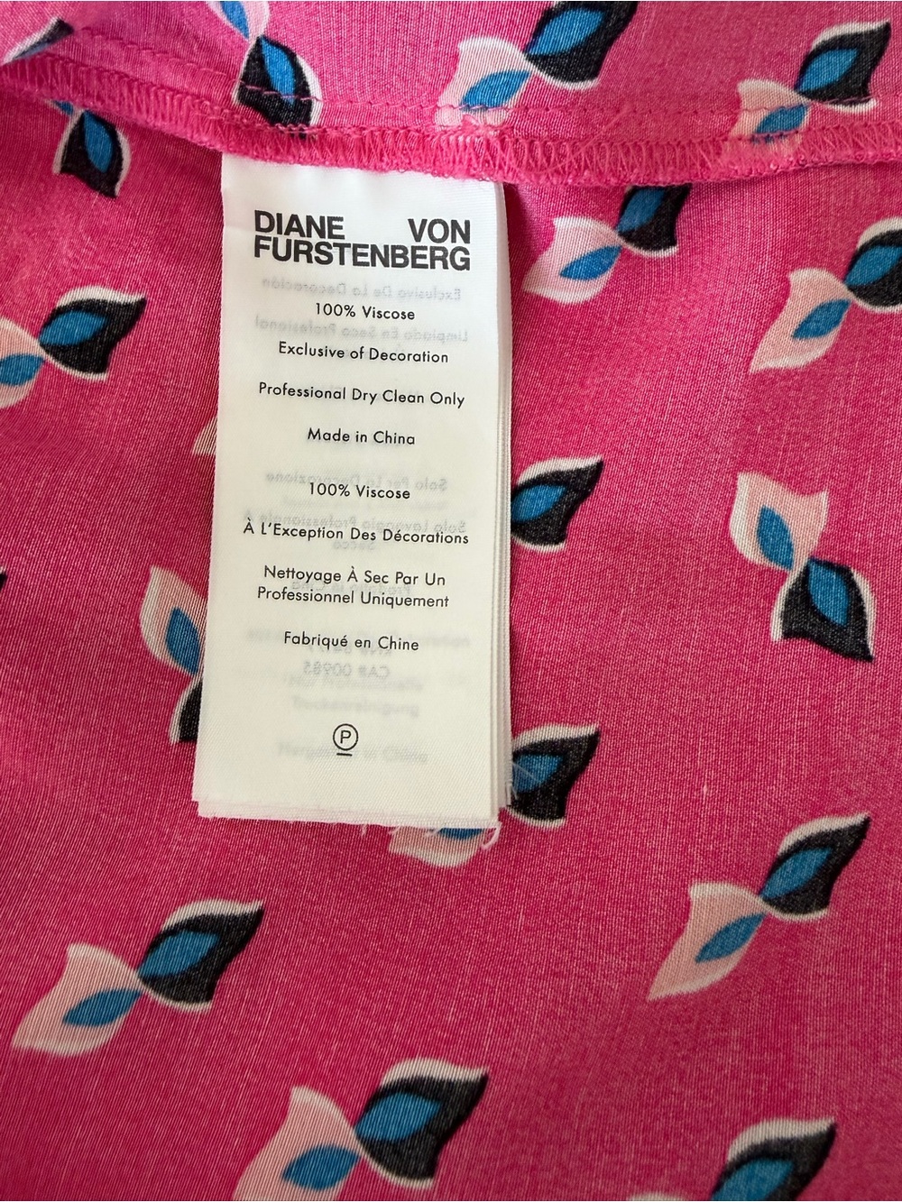 Diane Von Furstenberg Fuchsia Printed Long Sleeve Tiered Dress - Picture 2 of 7